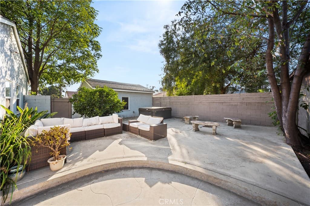 Home at 1617 N Gordon Court, Pomona — photo 2 of 12