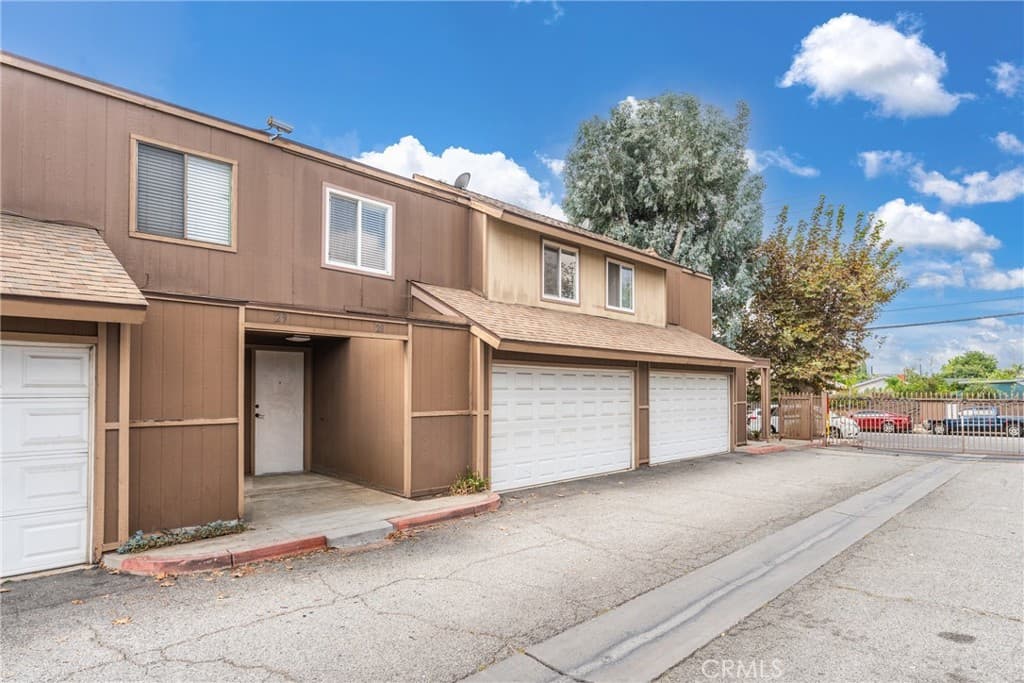 Condo at 12828 Ramona Blvd 28, Baldwin Park — photo 3 of 12