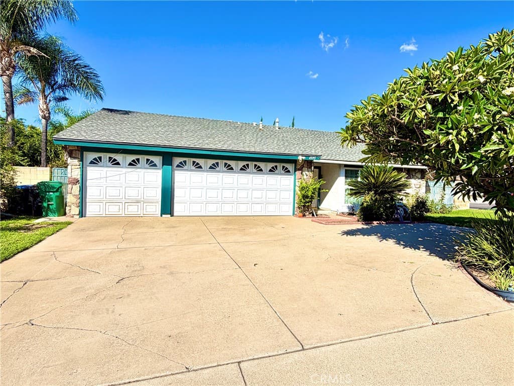 Home at 4595 Wheeler, La Verne — photo 2 of 12