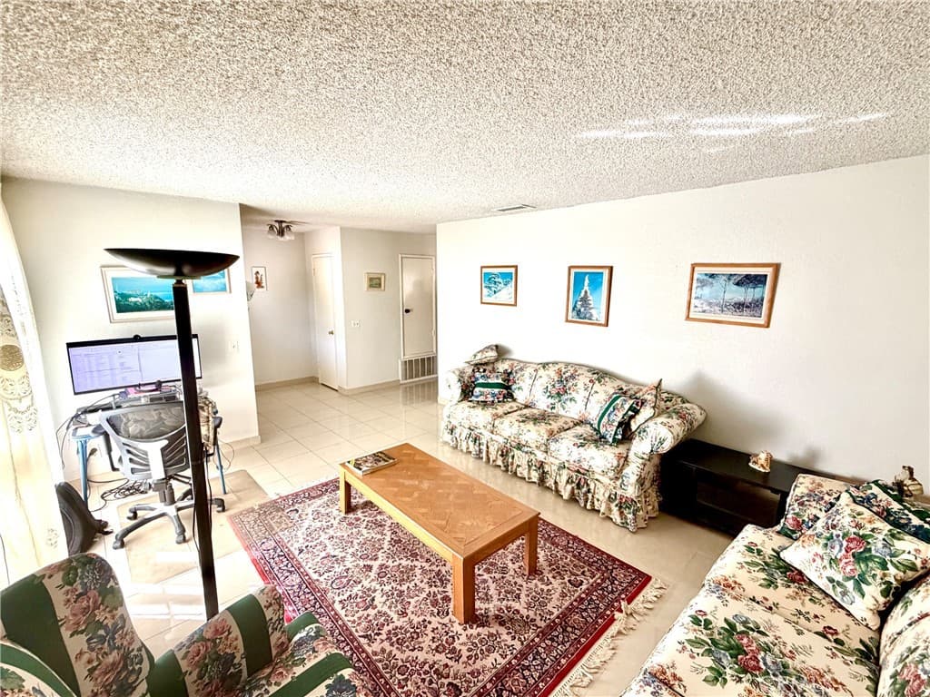 Home at 4595 Wheeler, La Verne — photo 5 of 12