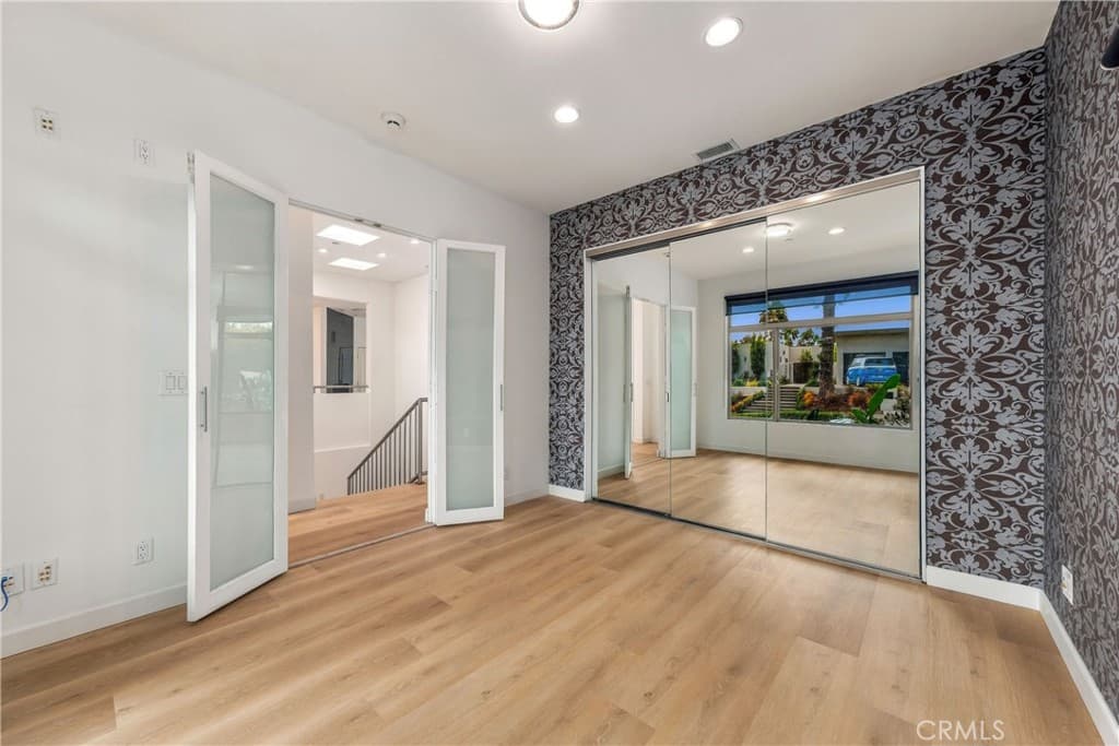 Home at 2637 N Mountain Avenue, Claremont — photo 11 of 12
