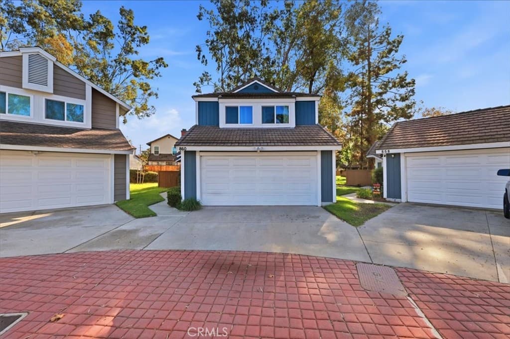 Condo at 860 Tucson Court, San Dimas — photo 3 of 12