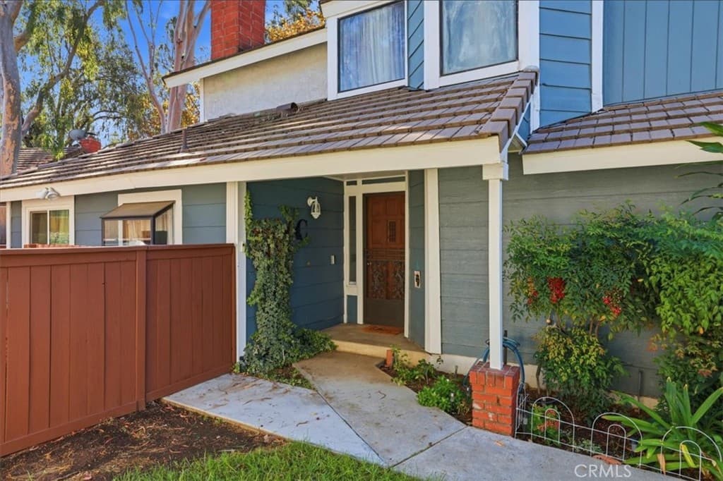 Condo at 860 Tucson Court, San Dimas — photo 9 of 12