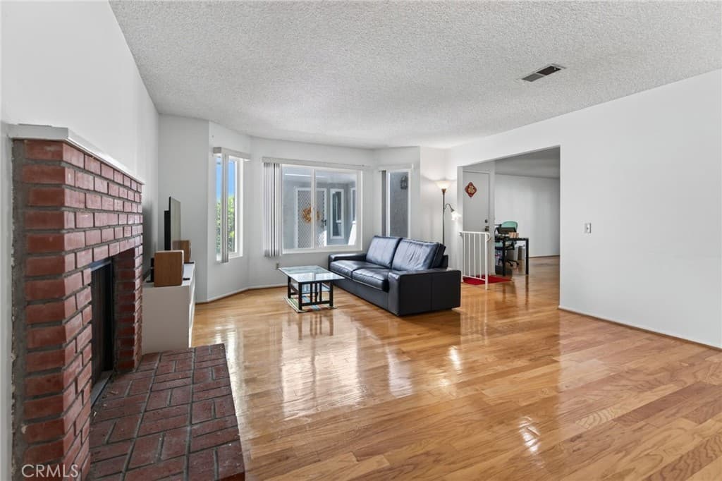 Condo at 15727 Tetley 5H, Hacienda Heights — photo 4 of 12