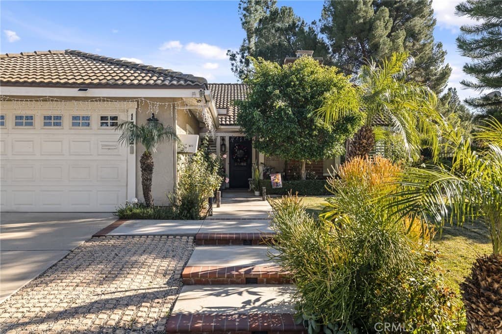 Home at 1372 Avenida Loma Vista, San Dimas — photo 3 of 12
