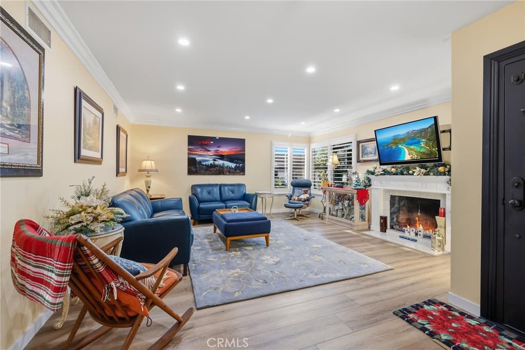 Home at 1372 Avenida Loma Vista, San Dimas — photo 9 of 12