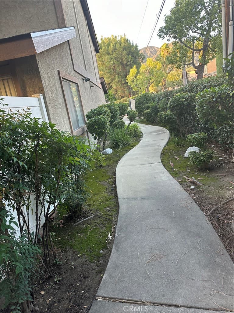 Condo at 2447 Huntington, Duarte — photo 6 of 6