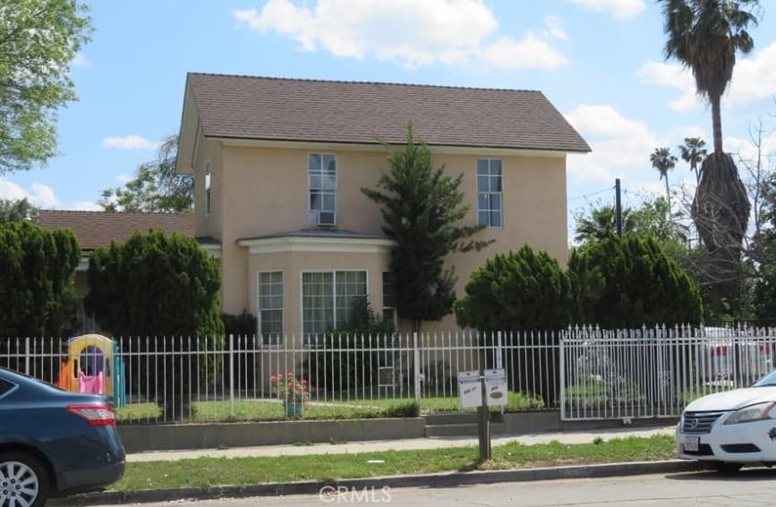 Home at 802 W 7th Street, Pomona — photo 1 of 9