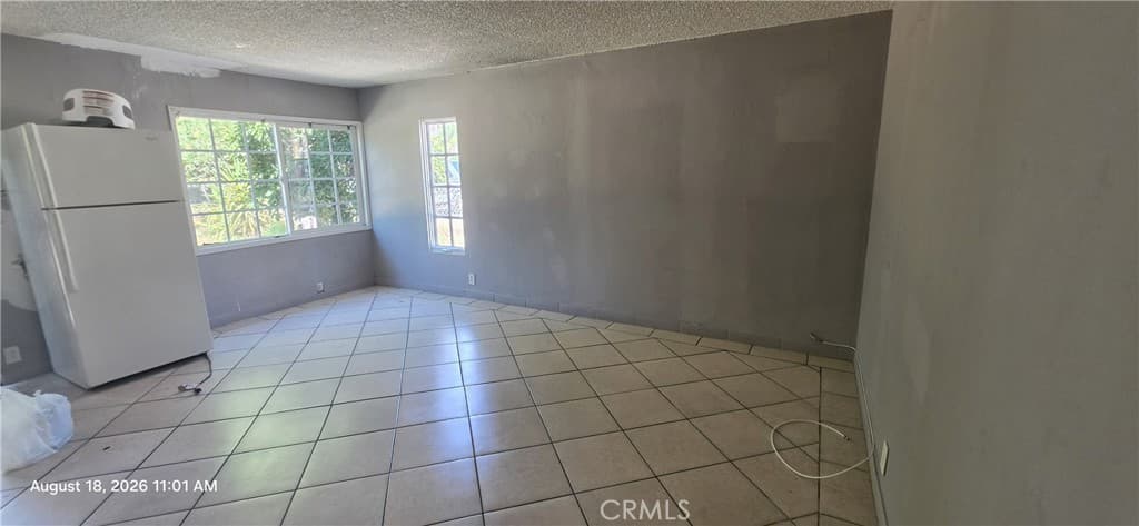 Home at 802 W 7th Street, Pomona — photo 11 of 12