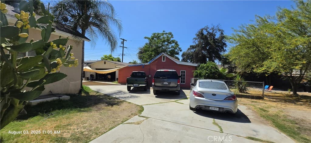 Home at 802 W 7th Street, Pomona — photo 6 of 9