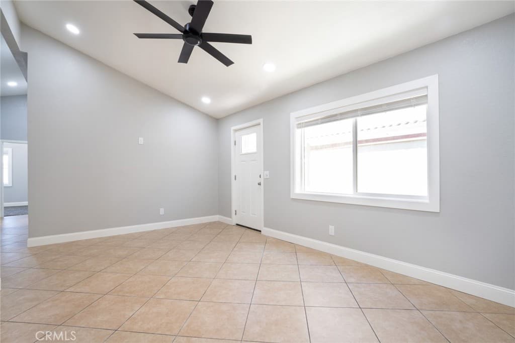 Home at 218 Las Brisas, Pomona — photo 8 of 12
