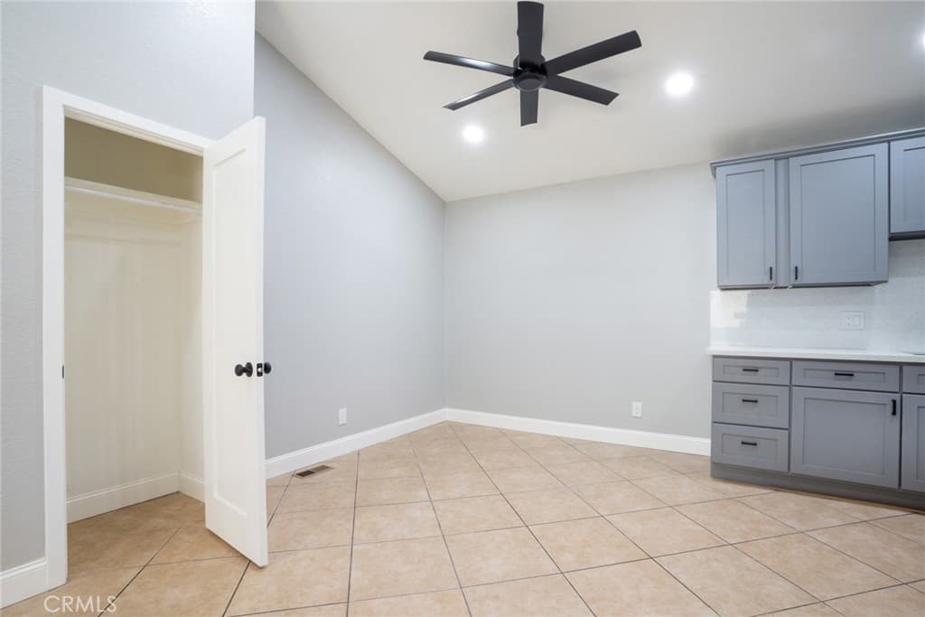 Home at 218 Las Brisas, Pomona — photo 10 of 12