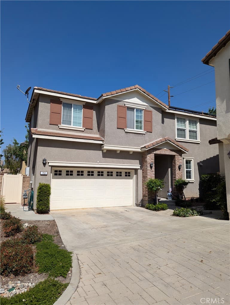Home at 753 Huron, Claremont — photo 1 of 12