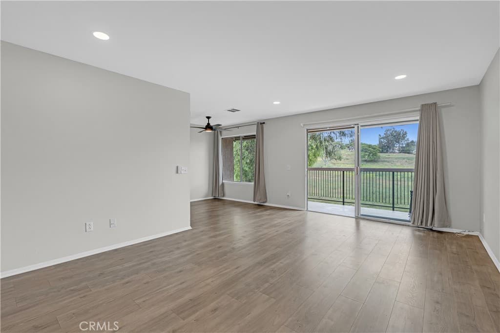 Condo at 1525 Walnut Leaf Drive 214, Walnut — photo 3 of 12