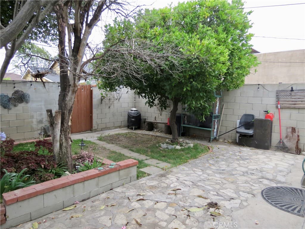 Home at 212 N Azusa, Azusa — photo 5 of 12