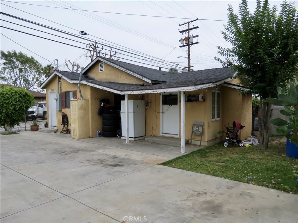 Home at 212 N Azusa, Azusa — photo 7 of 12