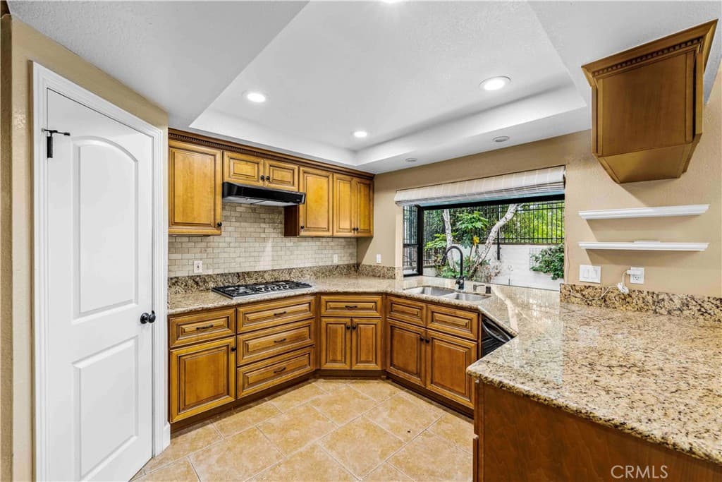 Home at 1771 Del Prado, Pomona — photo 9 of 12