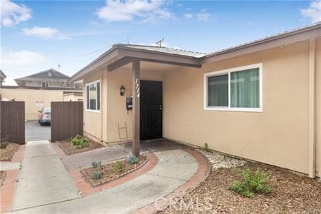 Townhouse at 1714 Appleton, Pomona — photo 2 of 10