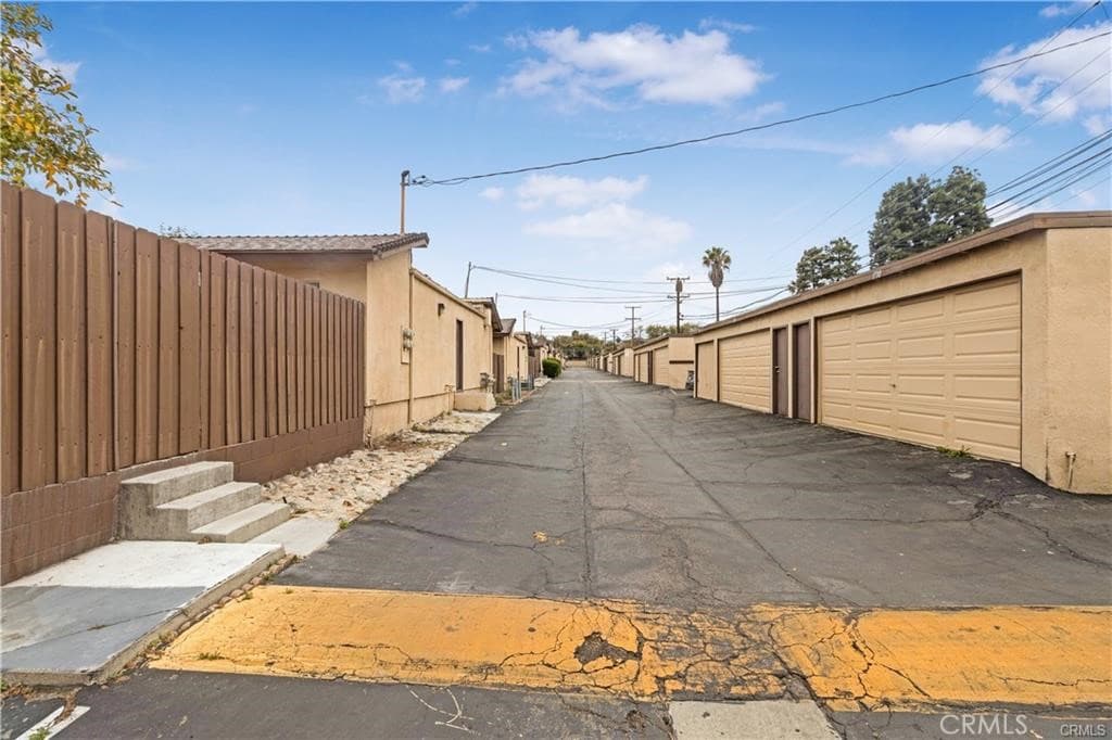 Townhouse at 1714 Appleton, Pomona — photo 5 of 10