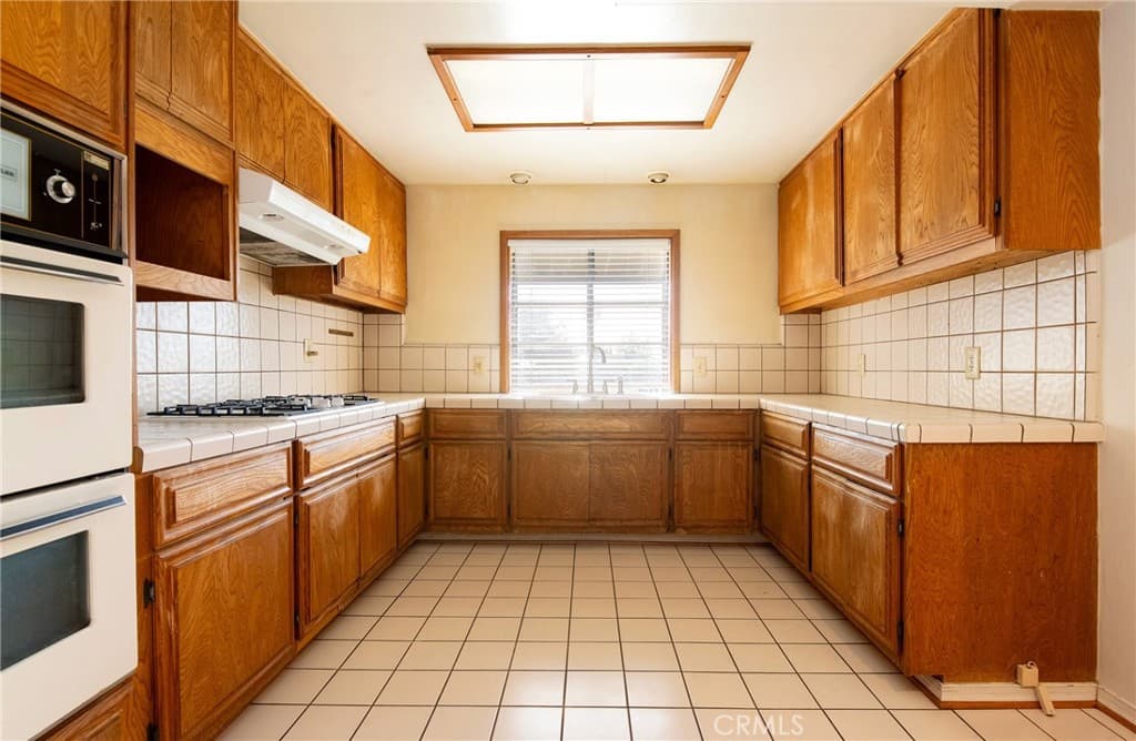 Home at 1538 Vanderwell Avenue, La Puente — photo 10 of 12