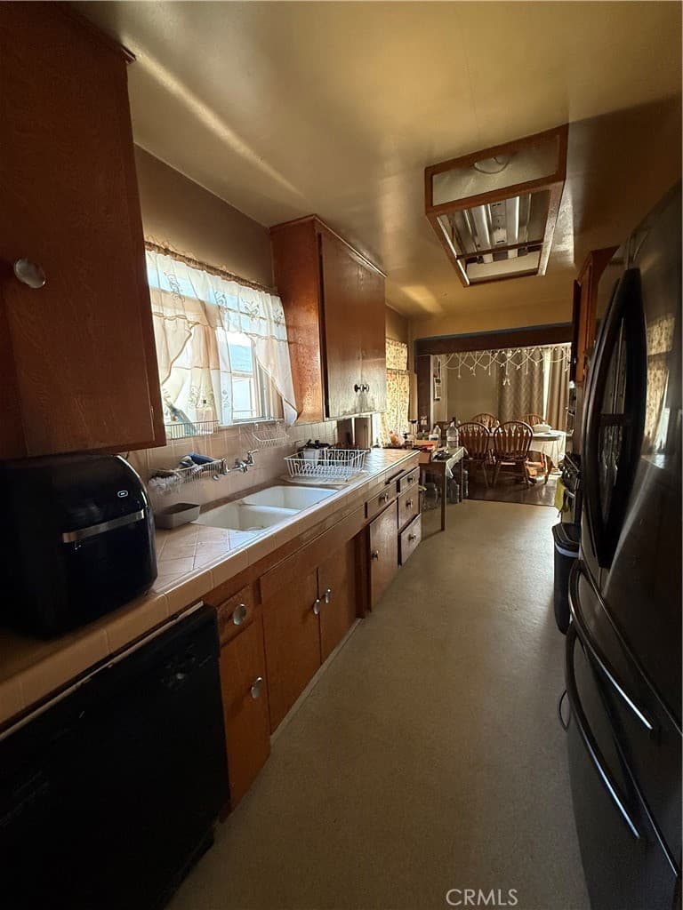 Home at 709 S Susanna, West Covina — photo 8 of 12