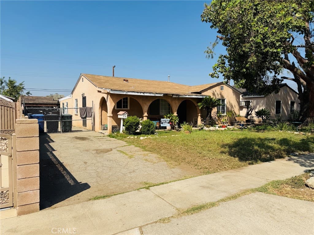 Home at 213 S Murray, Azusa — photo 2 of 6