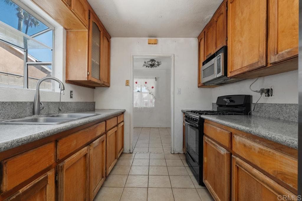 Home at 1141 Melham Ave., La Puente — photo 7 of 12