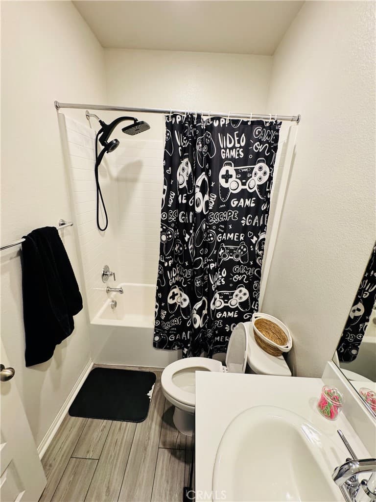 Condo at 240 Lockhart, West Covina — photo 12 of 12