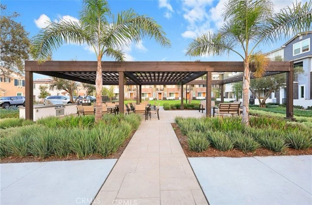 Condo at 240 Lockhart, West Covina — photo 6 of 12