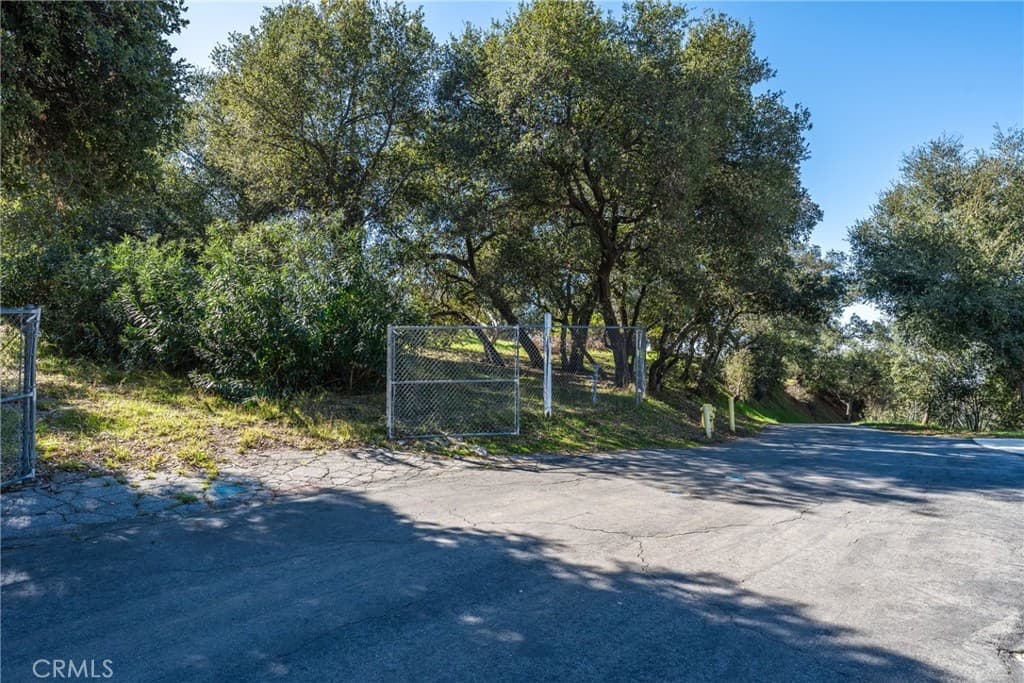 Home at 1018 N Glendora Avenue, Glendora — photo 5 of 12