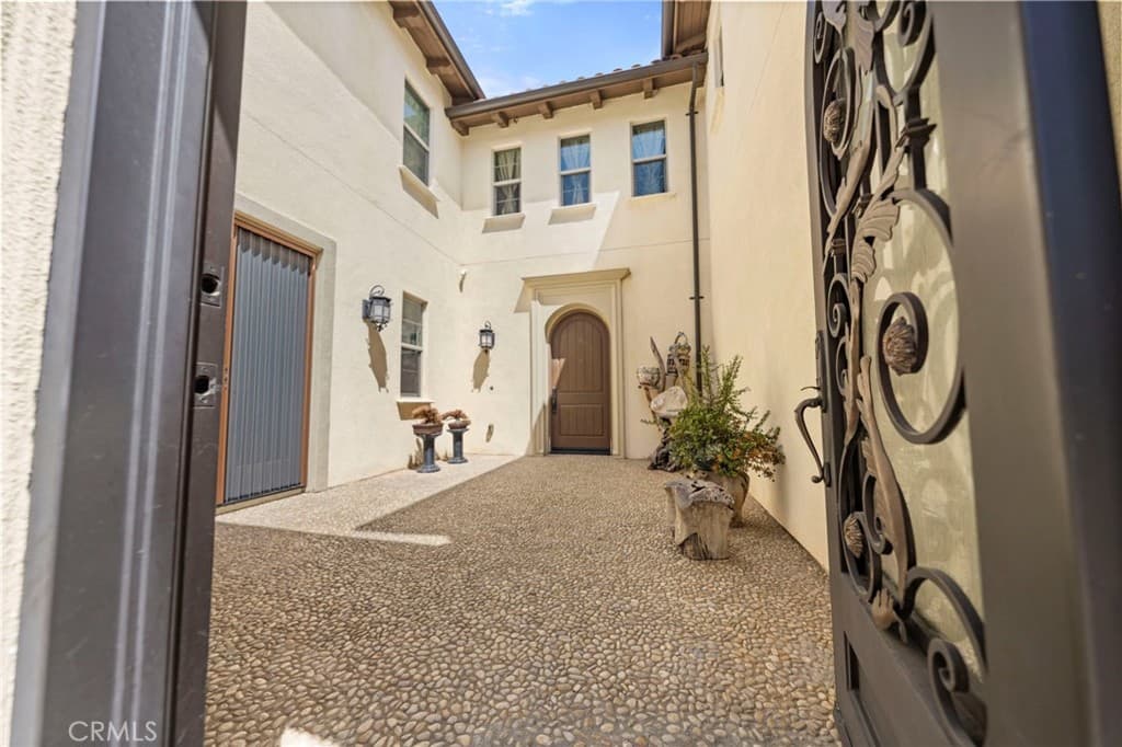 Home at 2825 Majestic Street, West Covina — photo 11 of 12