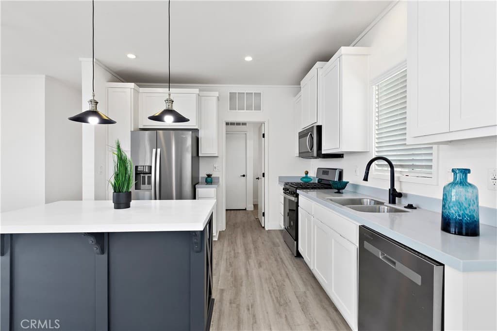 Home at 2755 Arrow Highway 159, La Verne — photo 6 of 11