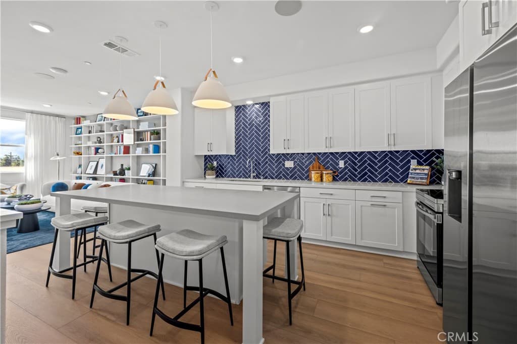 Townhouse at 230 Stillwater Lane, Claremont — photo 3 of 12