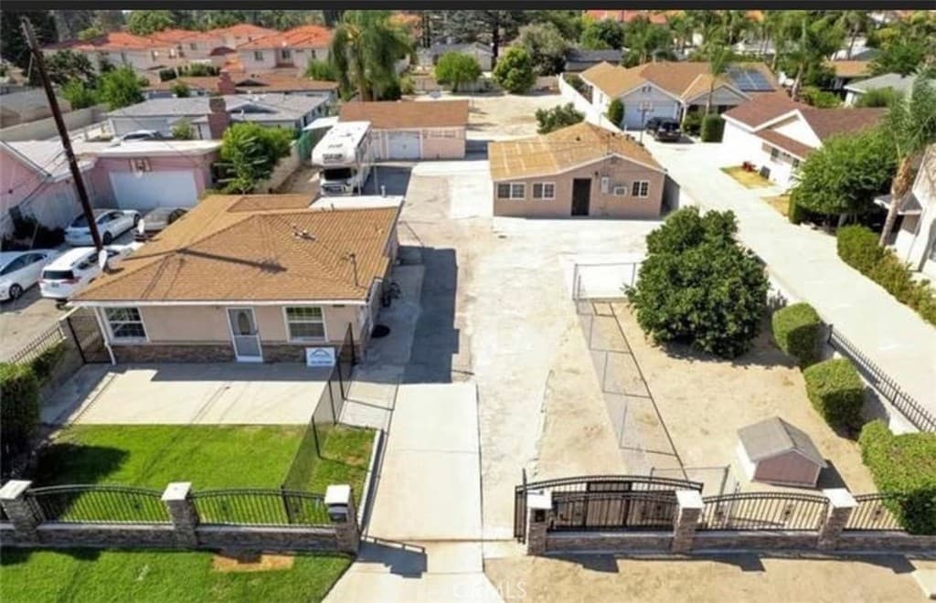 Home at 4323 Bannister, El Monte — photo 4 of 12