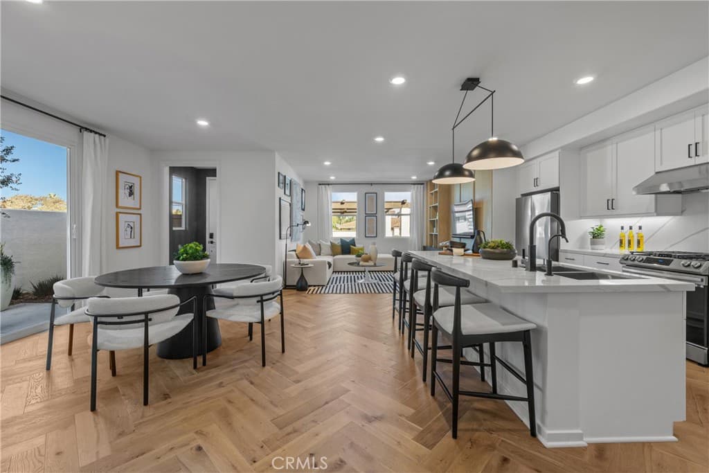 Townhouse at 133 Sonoma Lane, Claremont — photo 6 of 12