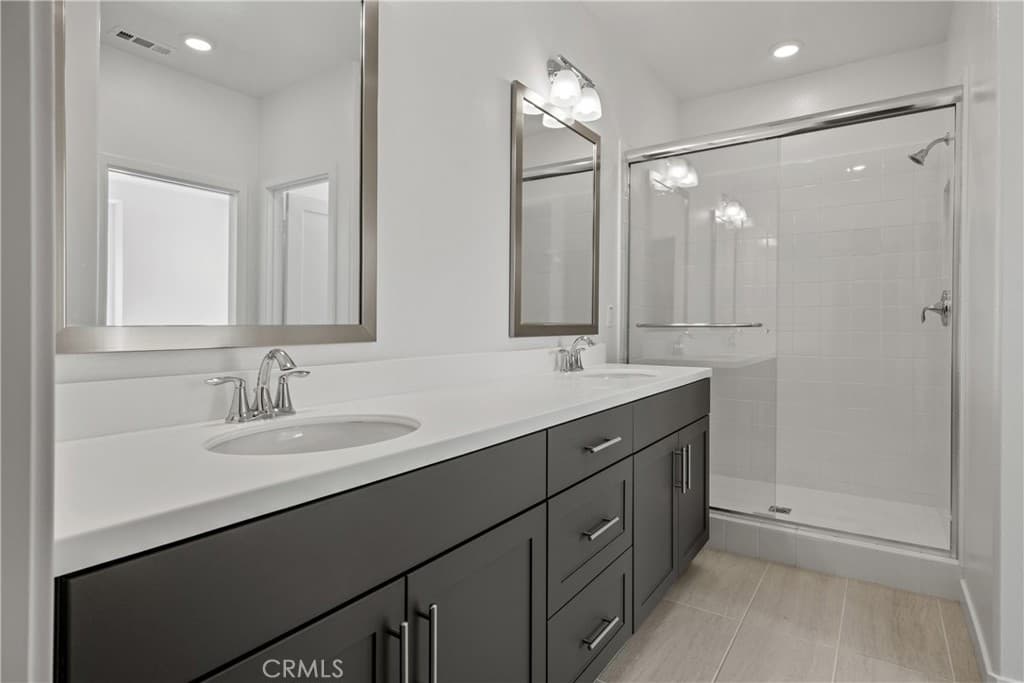 Townhouse at 139 Sonoma Lane, Claremont — photo 10 of 12