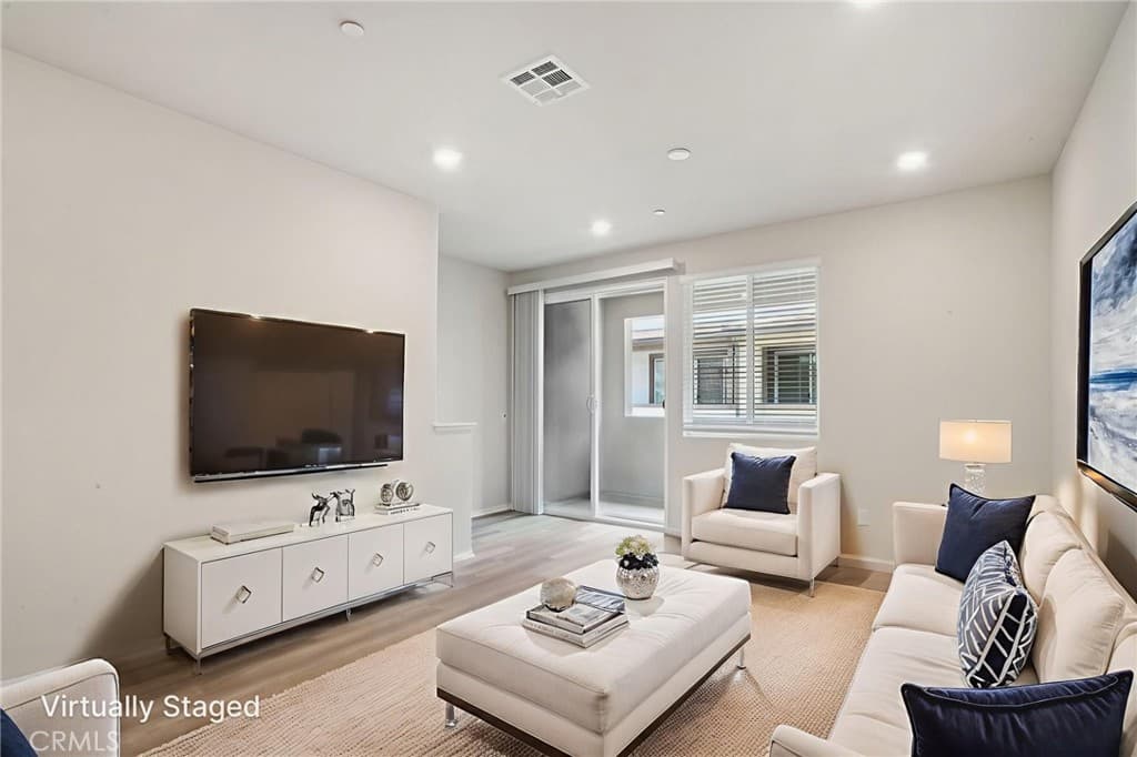 Condo at 1551 Stratus Drive, Pomona — photo 6 of 12