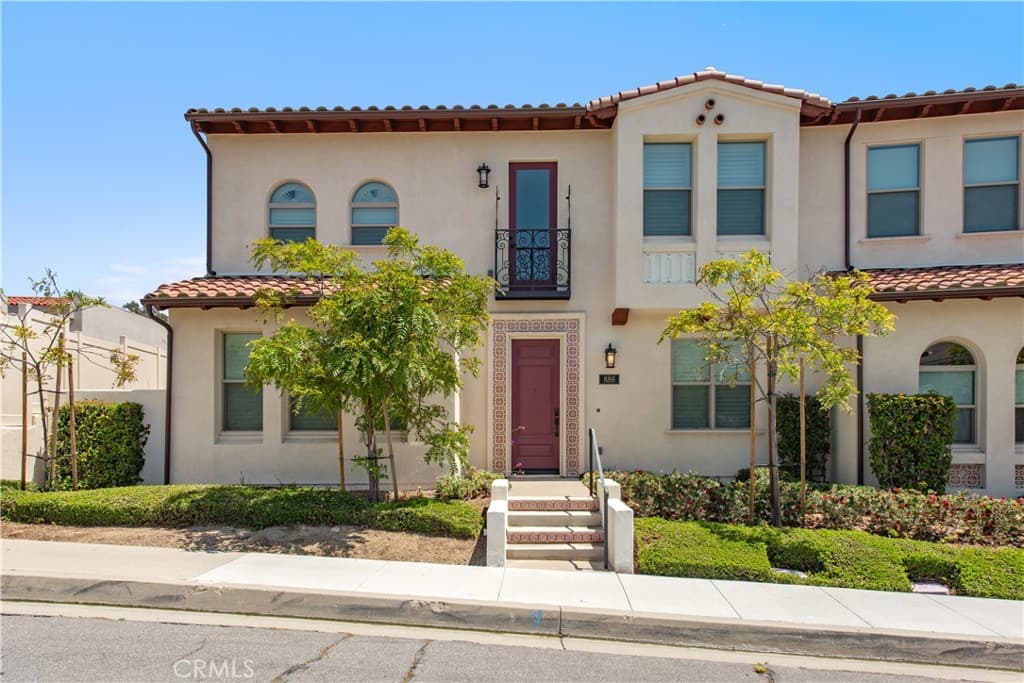Townhouse at 886 Francesca, Walnut — photo 1 of 12
