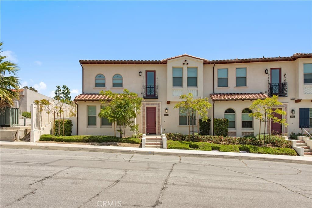 Townhouse at 886 Francesca, Walnut — photo 2 of 12
