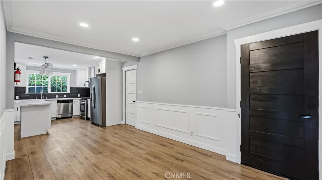 Home at 726 W Franklin, Pomona — photo 7 of 12