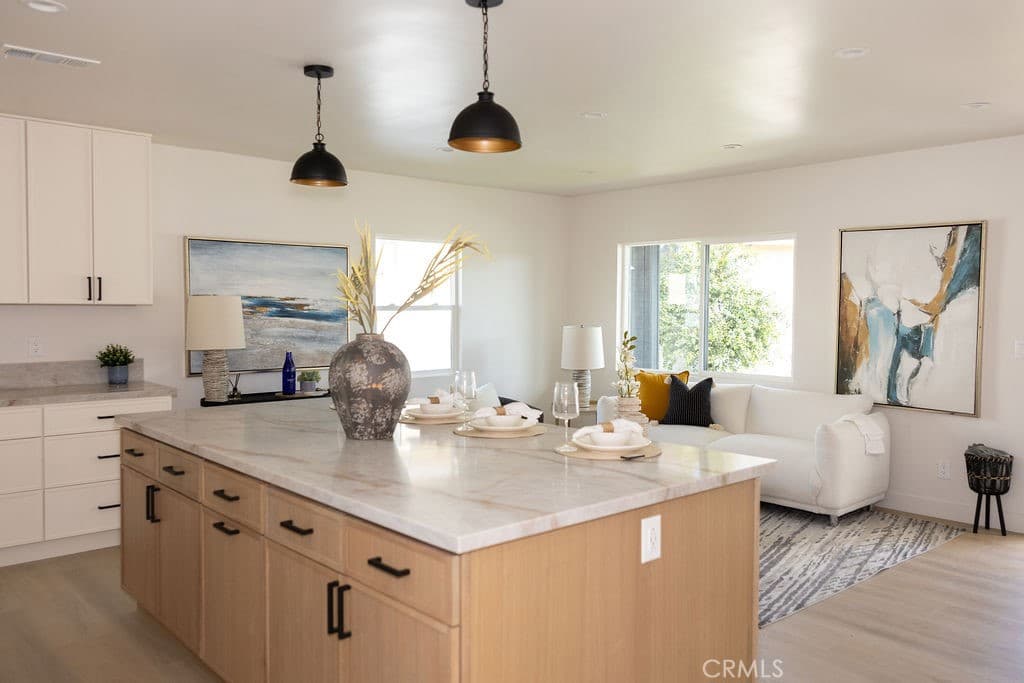 Home at 605 W Gaillard, Glendora — photo 4 of 12