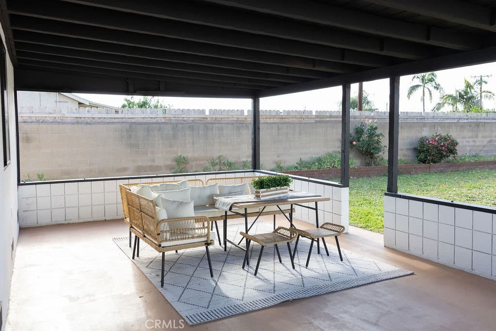 Home at 605 W Gaillard, Glendora — photo 7 of 12