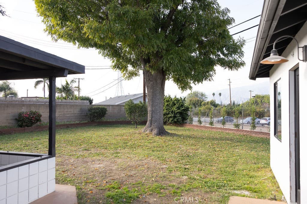Home at 605 W Gaillard, Glendora — photo 9 of 12