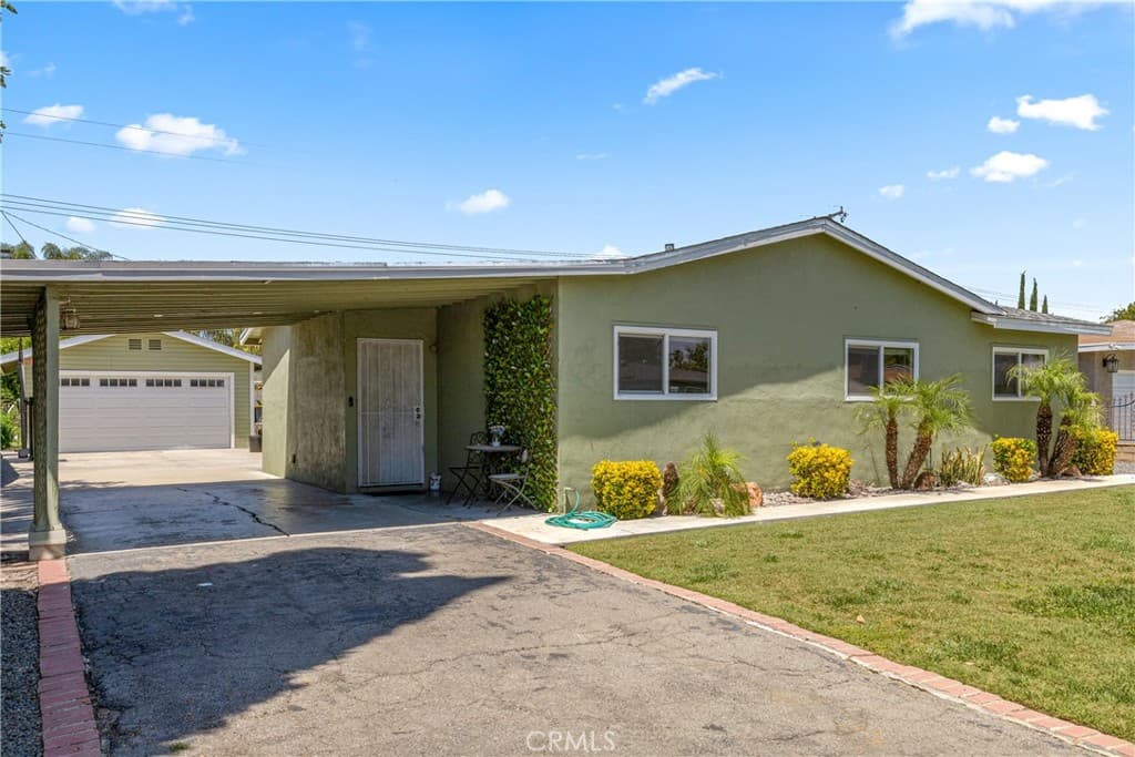 Home at 2135 Glenroy, Pomona — photo 3 of 12