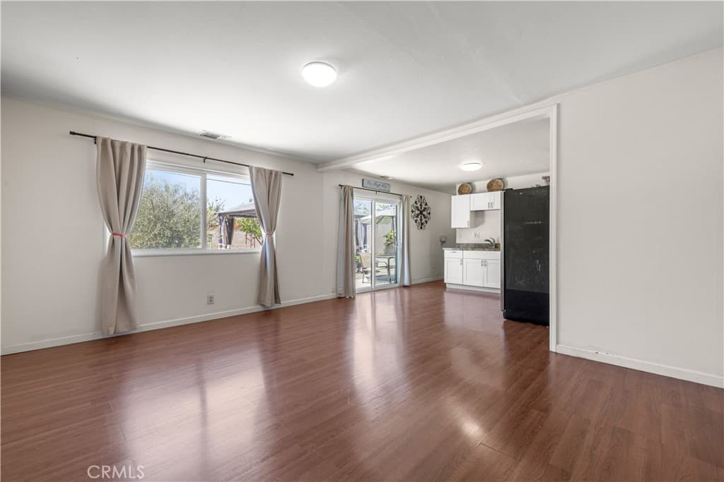 Home at 2135 Glenroy, Pomona — photo 4 of 12