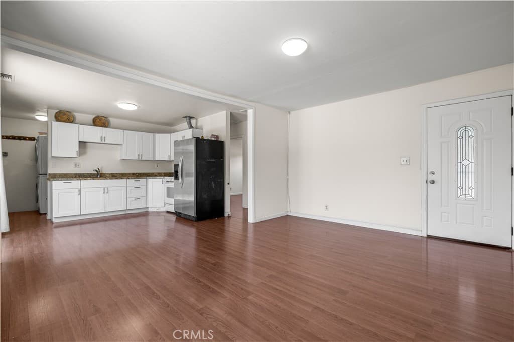 Home at 2135 Glenroy, Pomona — photo 5 of 12