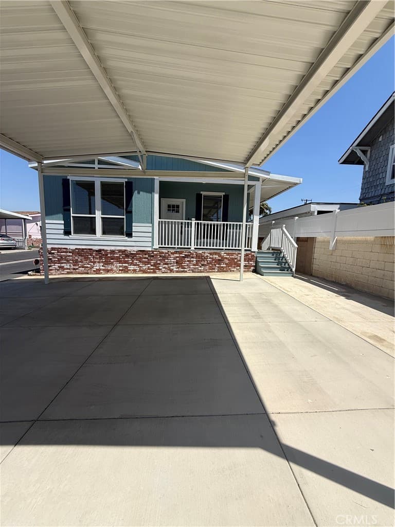 Home at 1635 W Covina Boulevard 101, San Dimas — photo 2 of 7