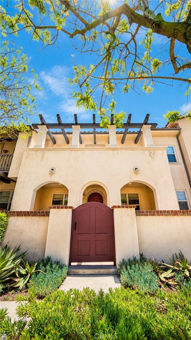 Condo at 862 E Baseline, Claremont — photo 2 of 12