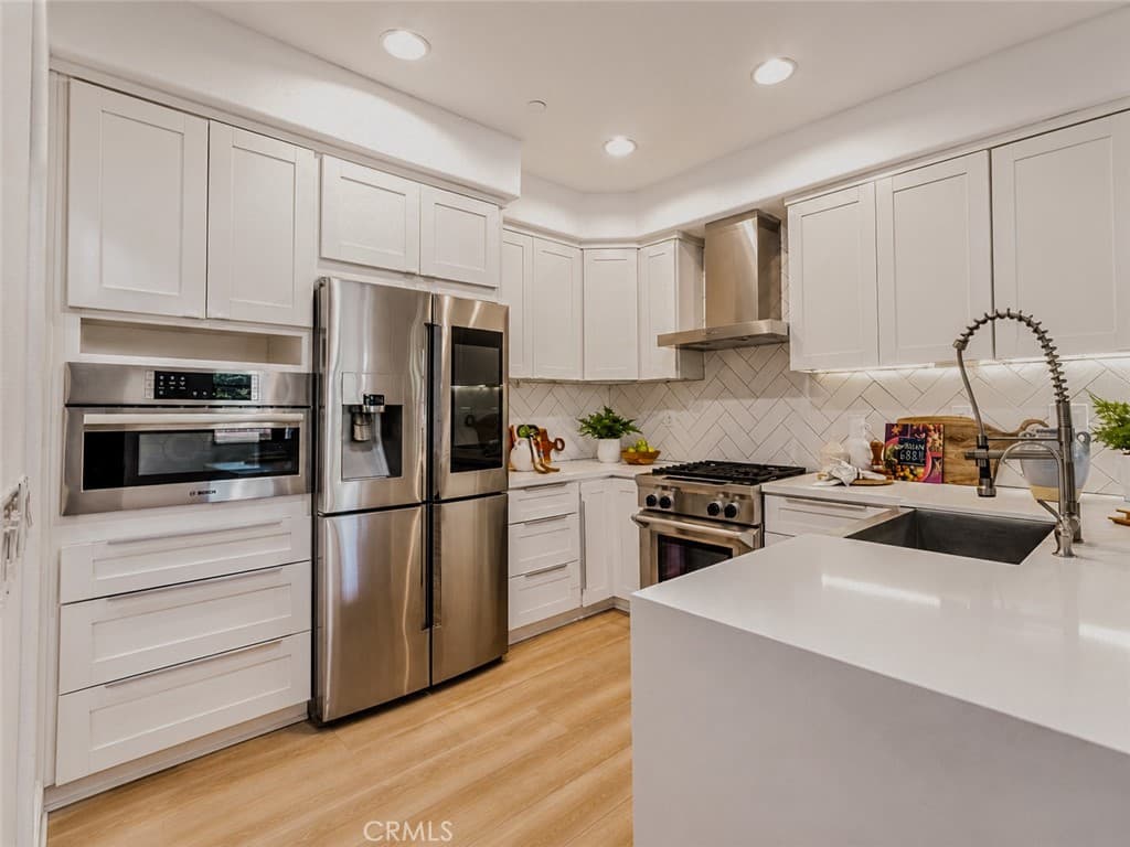 Condo at 862 E Baseline, Claremont — photo 5 of 12