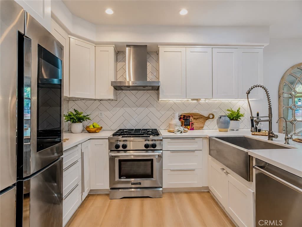 Condo at 862 E Baseline, Claremont — photo 6 of 12